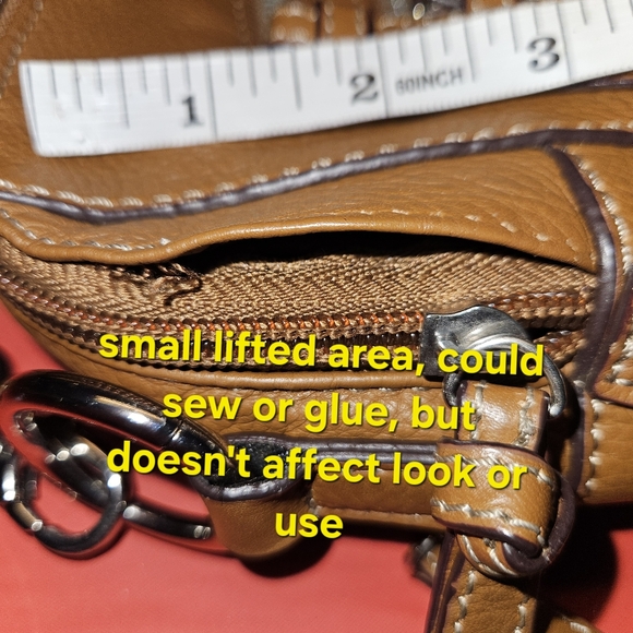 Tignanello Tan Leather Multi-Compartment Crossbody Bag Approx 10"×7" Strap 22" - Picture 10 of 12